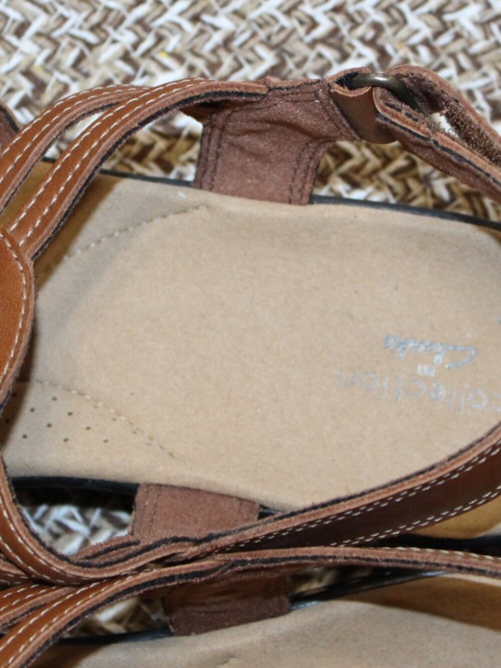 NWT Clarks Leisa Janna Sandals 9 1/2 WIDE SUPER CUTE! - Picture 13 of 15
